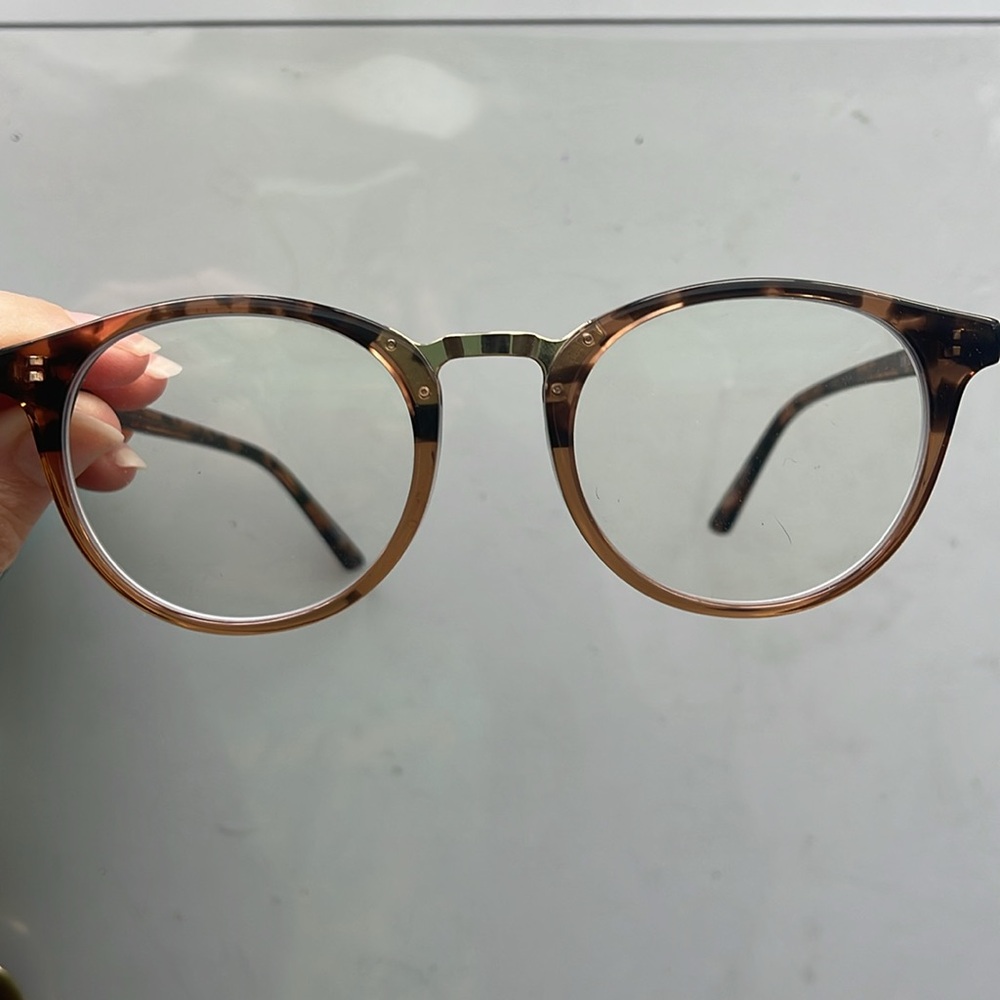 Single vision glasses - Picture 2 of 6